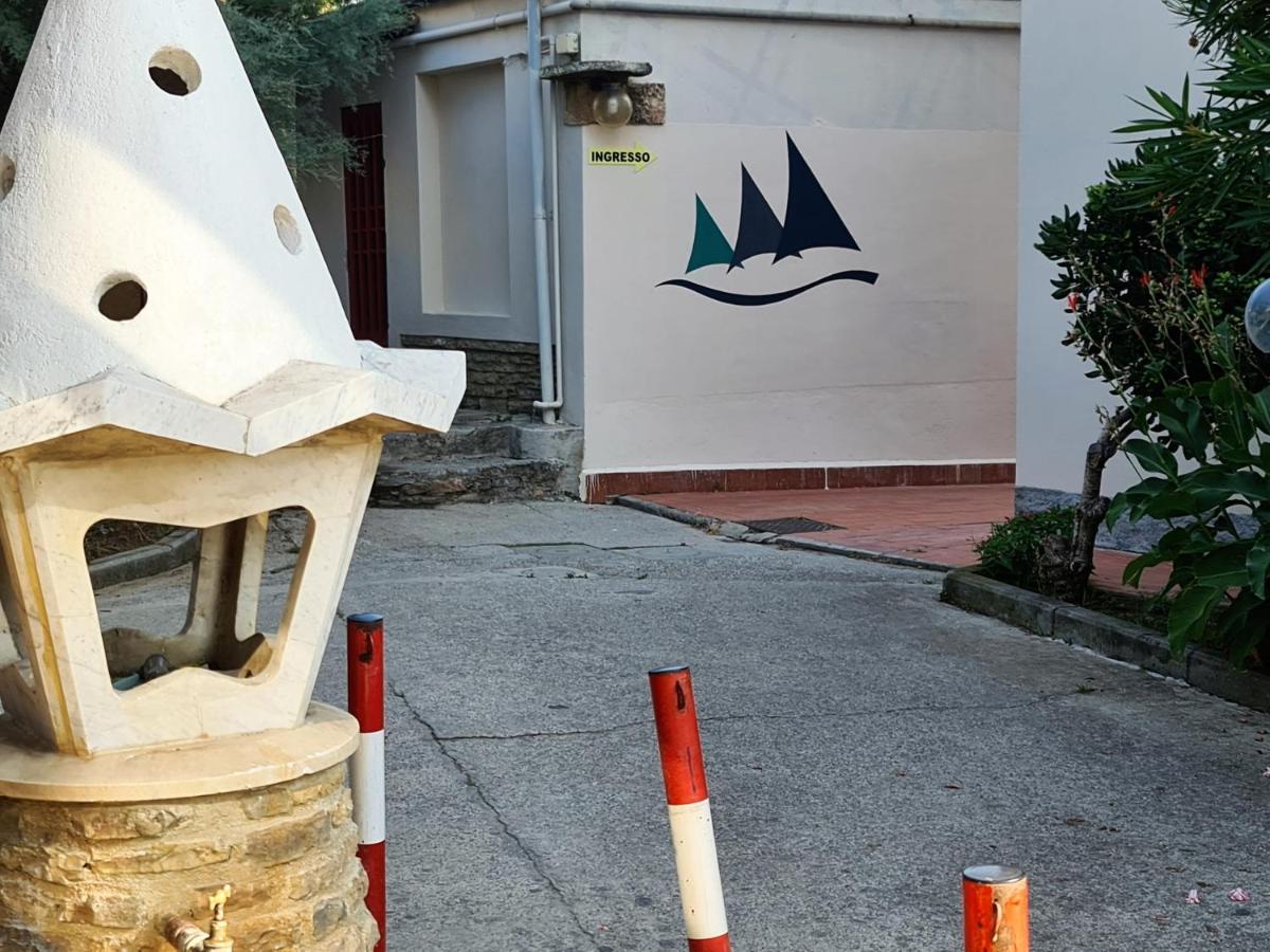 Caravel Monolocale Villa ลิโด ดิ กามาโยเร ภายนอก รูปภาพ