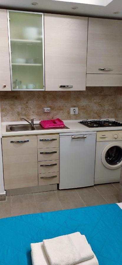 Caravel Monolocale Villa ลิโด ดิ กามาโยเร ภายนอก รูปภาพ