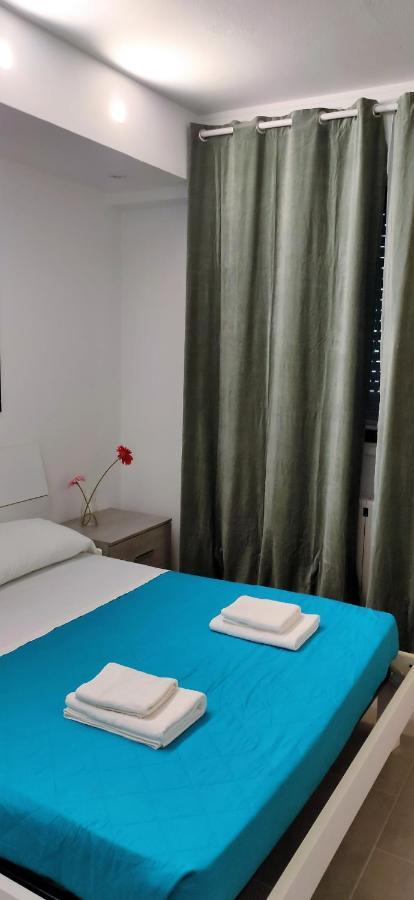 Caravel Monolocale Villa ลิโด ดิ กามาโยเร ภายนอก รูปภาพ